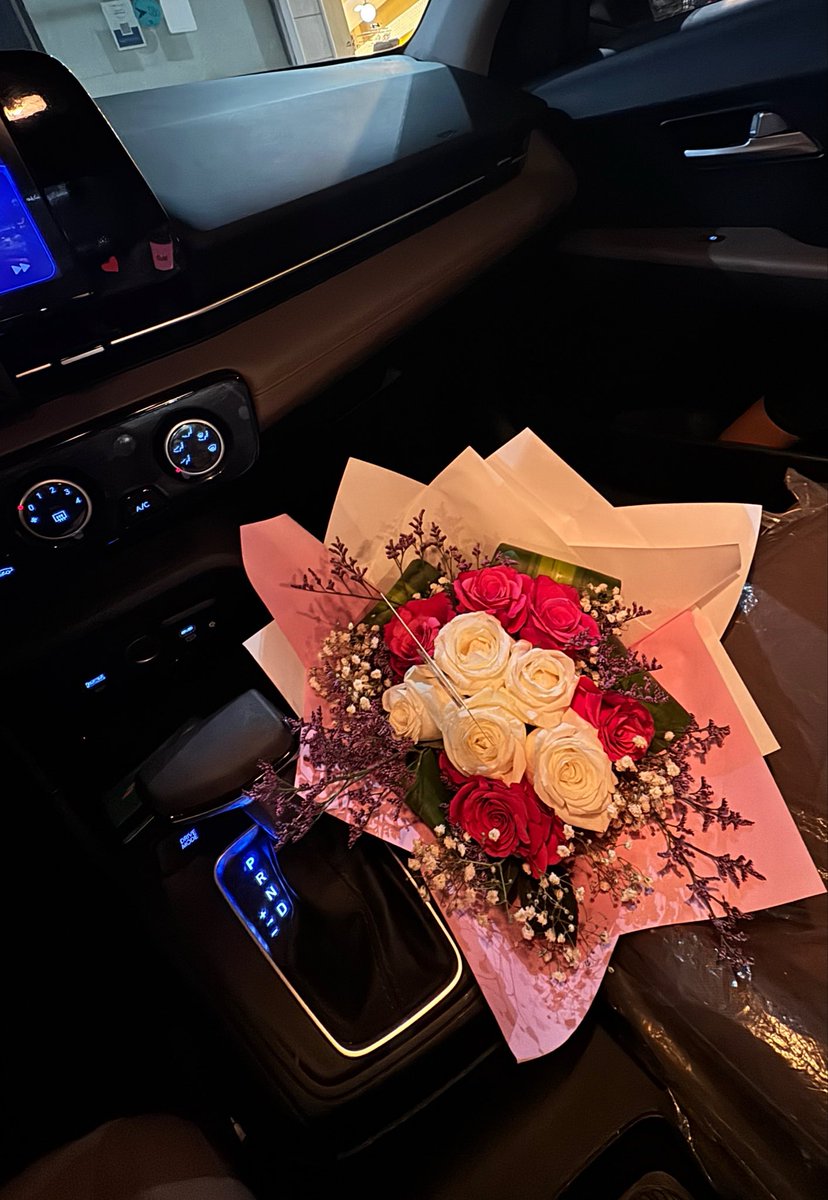 SHi_1420's tweet photo. Happy Birthday To me 

يولـيو💗🎂 https://t.co/AQ1IOZYVqY