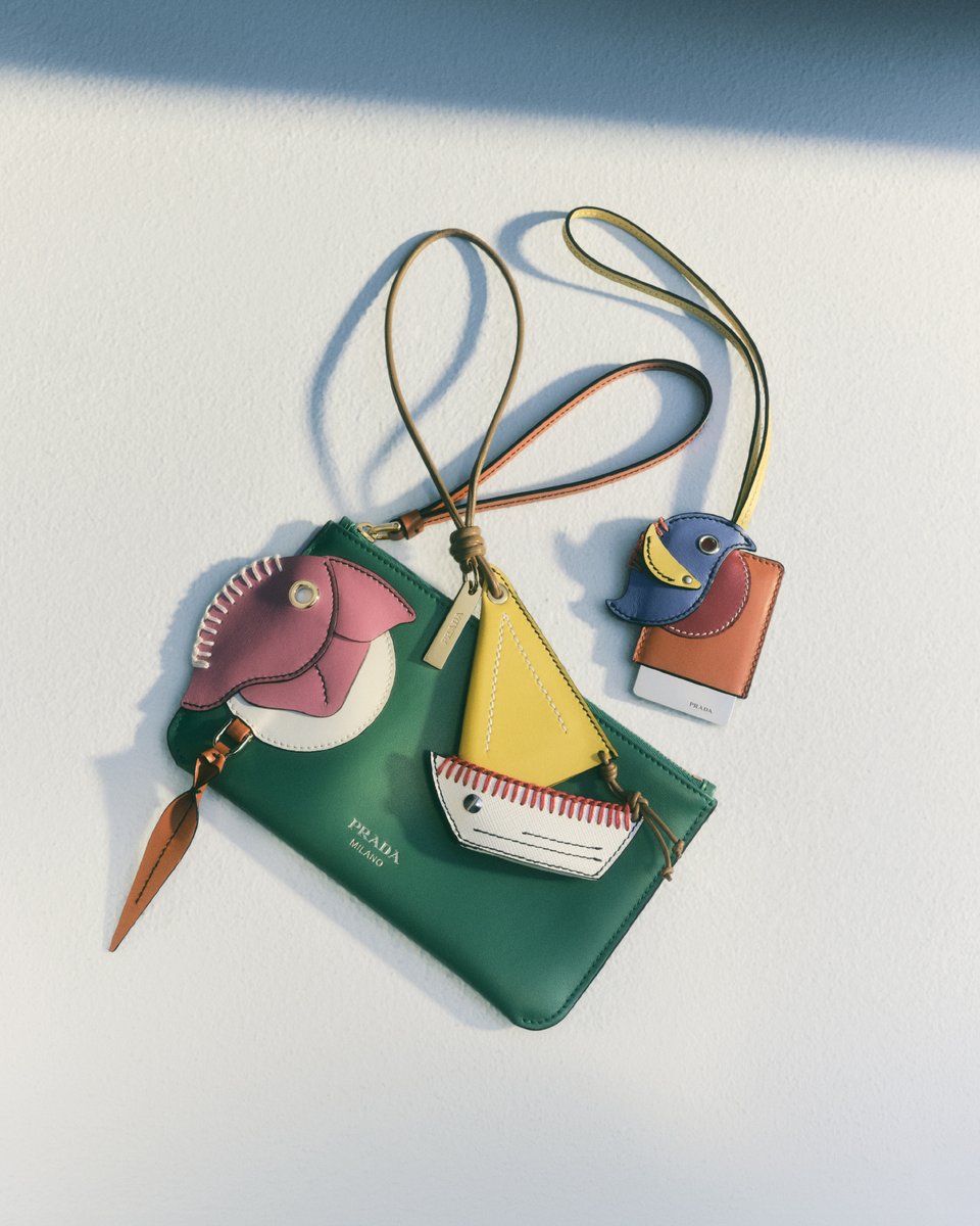 PRADA tweet media