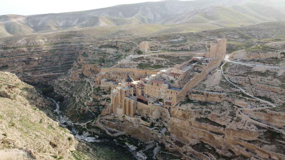 AtlasArchiwe's tweet photo. some places carry centuries in silence
📍Mar Saba Monastery - Palestine 🇵🇸 https://t.co/yIFggCRg94