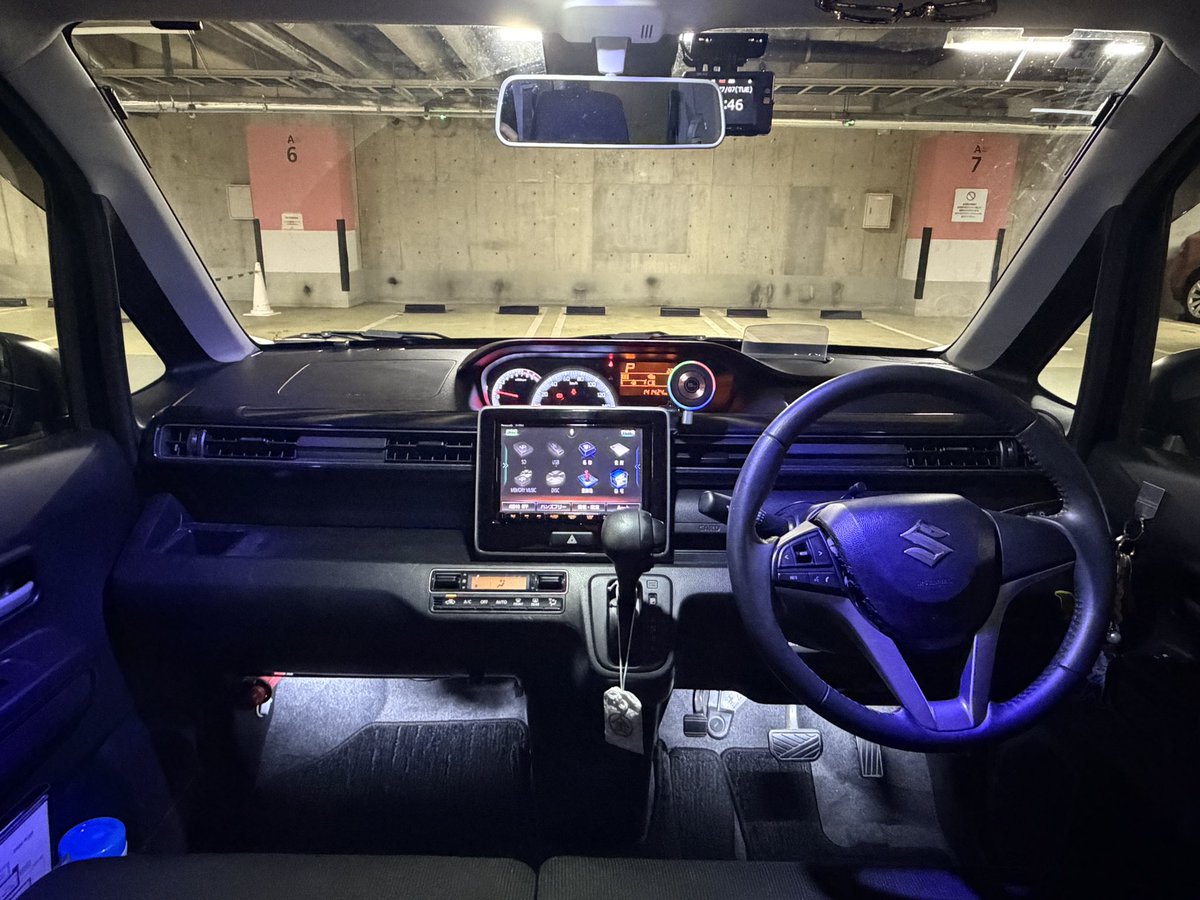 kei_delivery's tweet photo. これ1台で60万は稼ぎます！
（東京都心稼働で）
#車売ります

ワゴンR（現行型）
平成30年式
走行距離：141,500km
車検：令和10年5月10日まで

オイル／エアコンフィルター／2026.5タイヤ4本（ルマンV4）新品交換／車内灯LED交換／置型充電器／前後フルHDドラレコ／8インチフルセグナビ／

⬇️続く https://t.co/ZQ90pYww9b