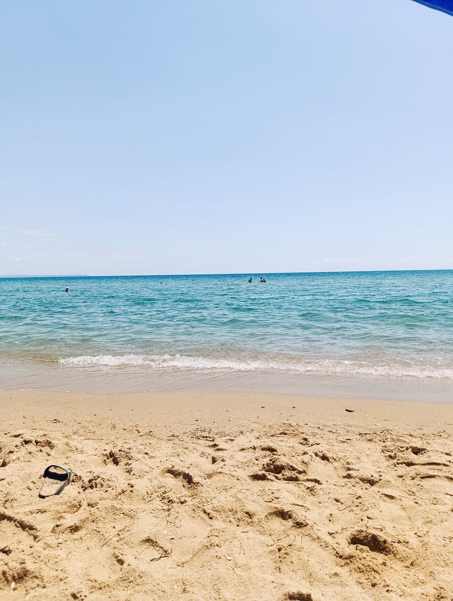 Wild_Woman_5's tweet photo. #beachvibes🌊🏖️☀️ https://t.co/RJ5zUNz9CD