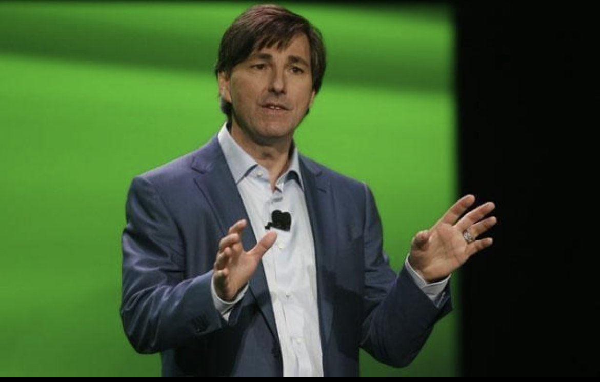 Pirat_Nation's tweet photo. Former Halo 4 developer Dan Callan shared a story about a meeting with former Xbox boss Don Mattrick that still surprises him.

According to Callan, Mattrick wanted Halo 4 to copy Diablo 3’s real-money auction house by selling campaign mech skins for real money, even though Diablo 3’s system was already receiving backlash and was later removed by Blizzard.

Looking back, Callan said, “Game execs remain st*pid, detached, money-grubbing id*ots,” adding that everyone in the room reacted with, “Yeah! Great idea, sir,” even though the developers knew it wasn’t.

Via:gamesradar