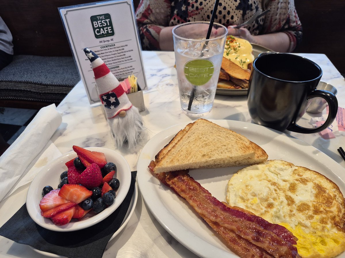 the22man's tweet photo. #IndependenceGnome really enjoyed his breakfast at "The Best Cafe" this #IndependenceDay250 in Hot Springs Arkansas. https://t.co/y5MWWfdme0