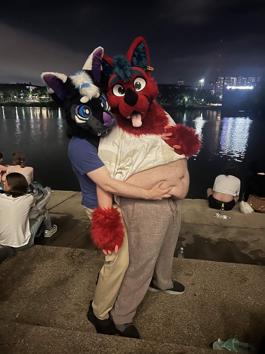 MyDynoLife's tweet photo. Guys... I MAY be a bit pregnant...

#anthrocon #mpreg #fatboy https://t.co/mhXXqHlLxT