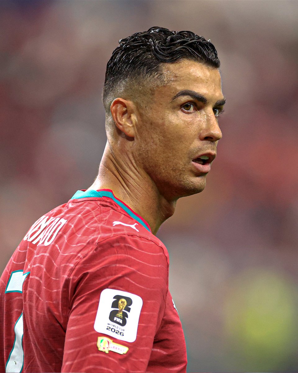 goal's tweet photo. Cristiano Ronaldo has now recorded the most shots at a single World Cup tournament without creating a single chance for a teammate 🤯

Not the sort of records you want to be breaking 😬 https://t.co/3d3gCdDKW6