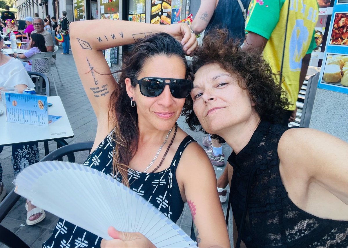 ay_amiga_'s tweet photo. MAD
S2026
E06

Amor ❤️‍🔥
Orgullo 🔥
Arte ❤️ https://t.co/EeapnCL7Z0