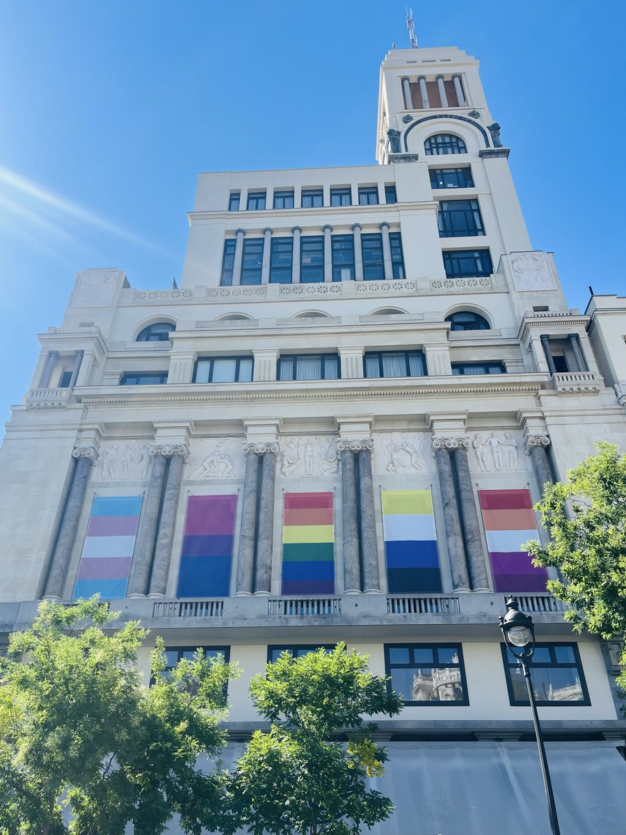 ay_amiga_'s tweet photo. MAD
S2026
E06

Amor ❤️‍🔥
Orgullo 🔥
Arte ❤️ https://t.co/EeapnCL7Z0