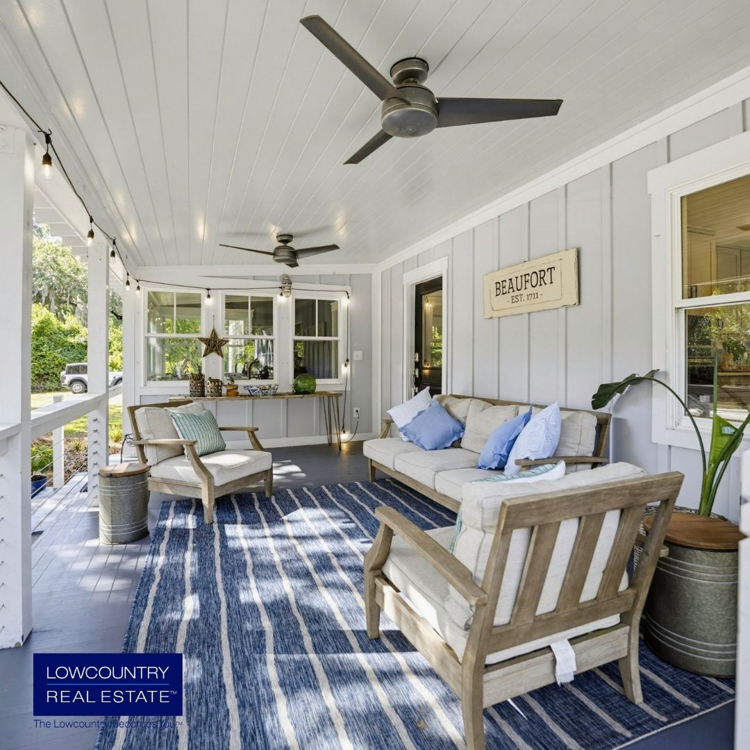 lowco820's tweet photo. 🏡 Just Listed!
16 Verdier Bluff Road, Beaufort, SC 29902 $775,000 | 4 Bedrooms | 3 Baths | 2,196 Sq. Ft.
Hidden beneath a canopy of majestic live oaks draped in Spanish moss,  sitsthis beautifully renovated 1950s Lowcountry bungalow.
Listed by: Heidi Smith 📞 850.803.1216

📷 https://t.co/nMmi17ioXM