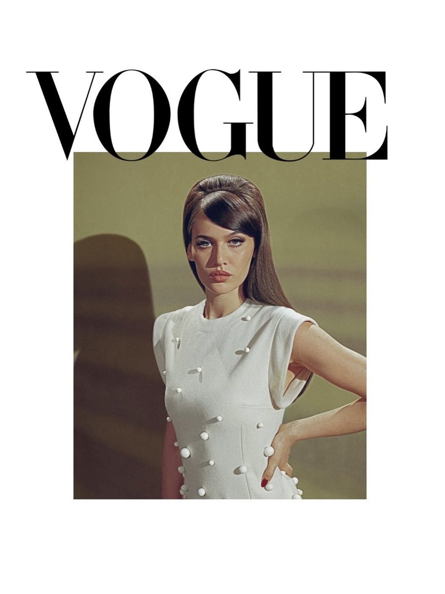 XFashion's tweet photo. Timeless talent 💫

Sienna Spiro stuns for @voguemagazine https://t.co/IFuFvvZV5G