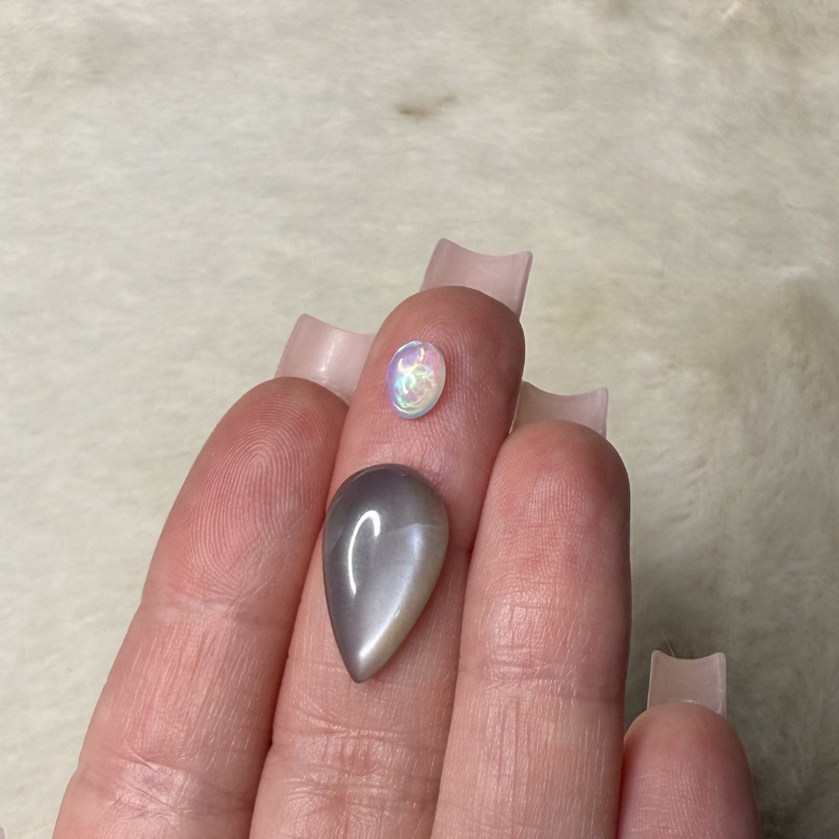 mildhippie's tweet photo. just put 2 custom dragonfly fairy pendants on my shop 👀🧚 rainbow moonstone &amp; malachite and opal &amp; moonstone!! https://t.co/2Fl3afhNya