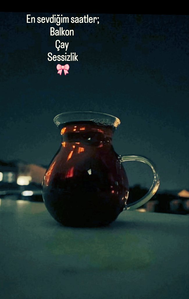 Htcyl7's tweet photo. Ne güzel demiş tolstoy;

"Varlığı bir şey kazandırmayan insanların, yokluğu bir şey kaybettirmez.. 
Bahanesi basit insandan, kaliteli muhabbet çıkmaz.. 
Bırak selamı, ZİYAN OLMASIN ZAMANIN.. "

#GeceyeBirSöz ✨ https://t.co/uOic7Kcj0x