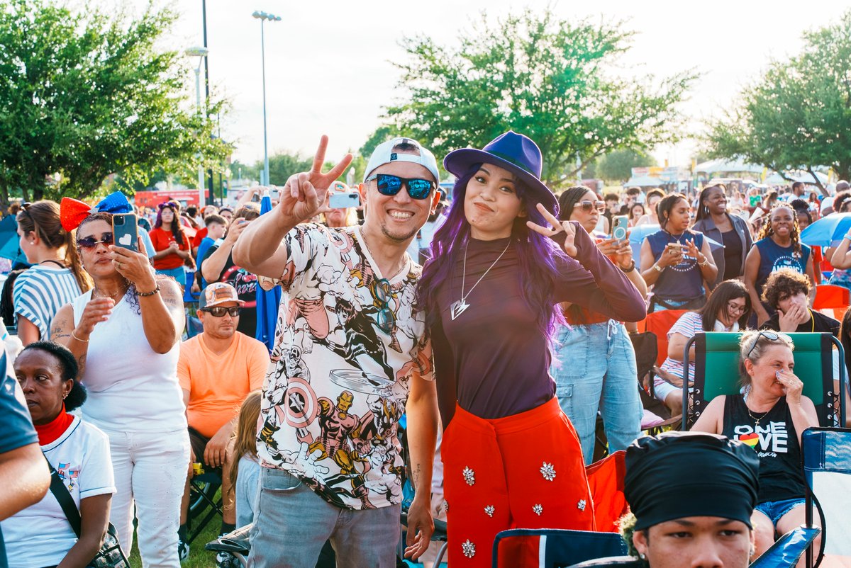 cityofwaco's tweet photo. A special thank you to our #WacoParksAndRec team for the countless hours they put into making each #BrazosNights event a success. We appreciate everything you do to create memorable experiences for our community!

#wacotexas #wacotx #forWacoans #FourthOnTheBrazos https://t.co/fSDfSKdyb4