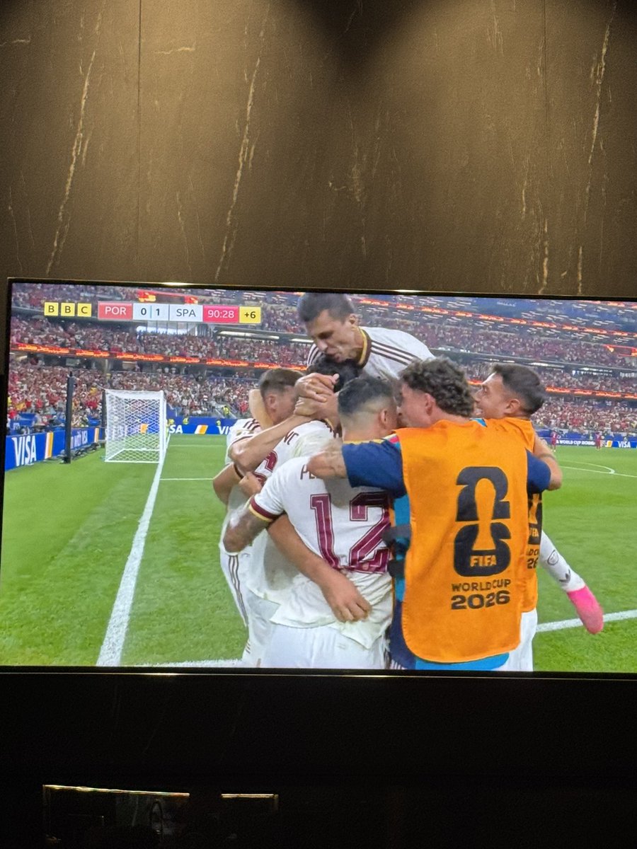 José enrique tweet media