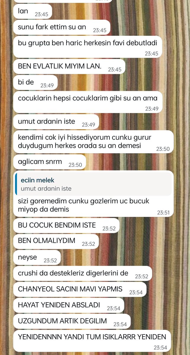ssemwithautism's tweet photo. anasi kimse gelsin alsin basimiz sisti @riwnnzn https://t.co/UMgyIXSmRB