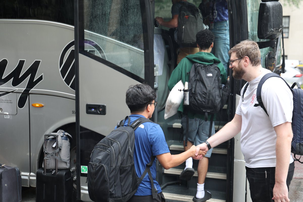 RegisHighSchool's tweet photo. Earlier today, 131 students traveled to the University of Scranton and 60 candidate students who just completed the fifth grade headed to Fordham University, kicking off our 2026 REACH summer. In three weeks, all will return to New York for three weeks of programming at Regis. https://t.co/6ykIkiMAja