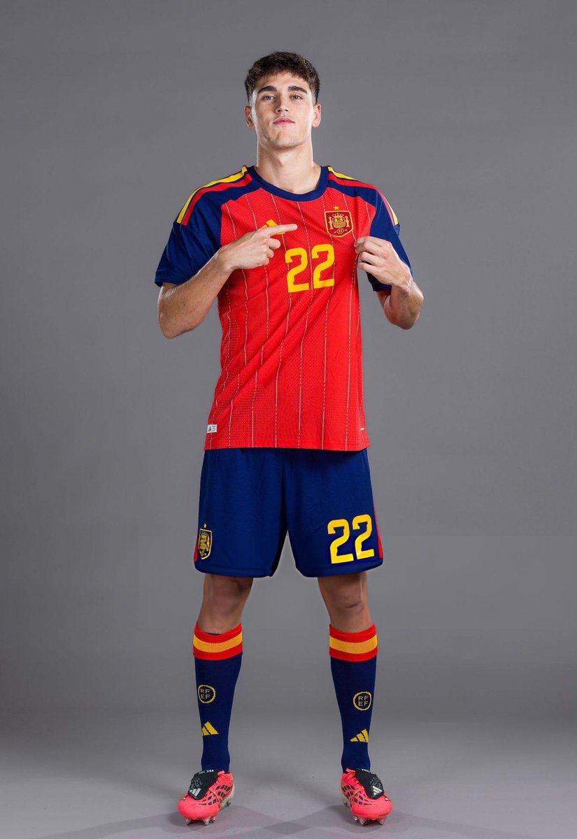 BarcaFRNews's tweet photo. PAU CUBARSÍ EST TELLEMENT MONSTRUEUX !!

Incontestablement le meilleur Barcelonais sur cette Coupe du Monde ! Quel patron 💪💪🔥 https://t.co/o0zcRUxx6z