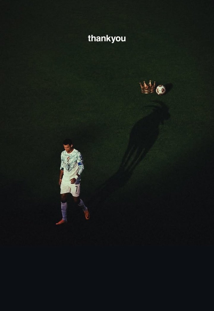 utdGenera's tweet photo. End of an Era. Ronaldo https://t.co/I9zouMcXyb