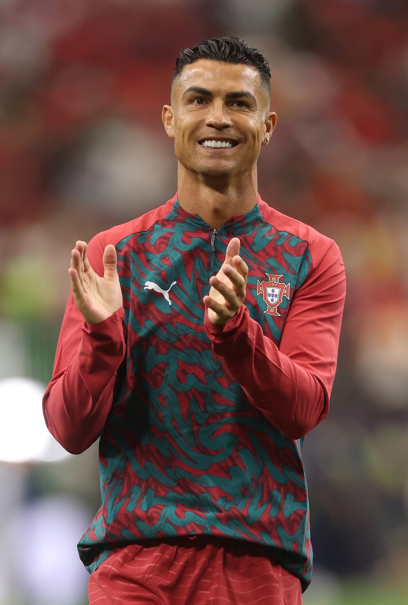 DKSports's tweet photo. One of the greatest to ever do it 🇵🇹

Take a bow, Cristiano Ronaldo 👏

Legend of the game. https://t.co/e0MBOFFmEU