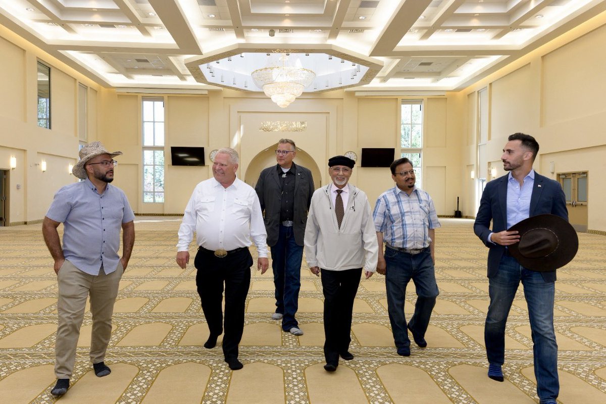 IslamCalgary's tweet photo. A warm welcome to Premier Doug Ford and Minister Stephen Lecce at Baitun Nur Mosque today.
A thoughtful, cordial conversation with our local Muslim leadership on matters of shared concern and community partnership.
Grateful for the spirit of mutual respect. https://t.co/8msQmekRDI