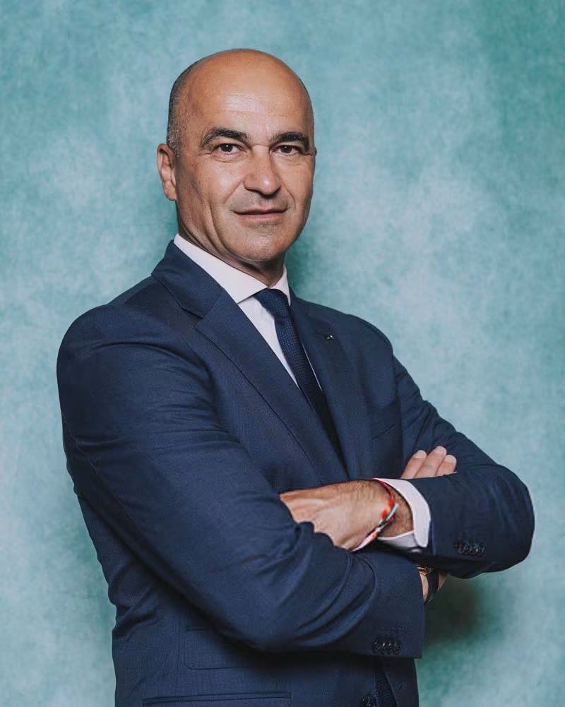 Sofiane tweet media