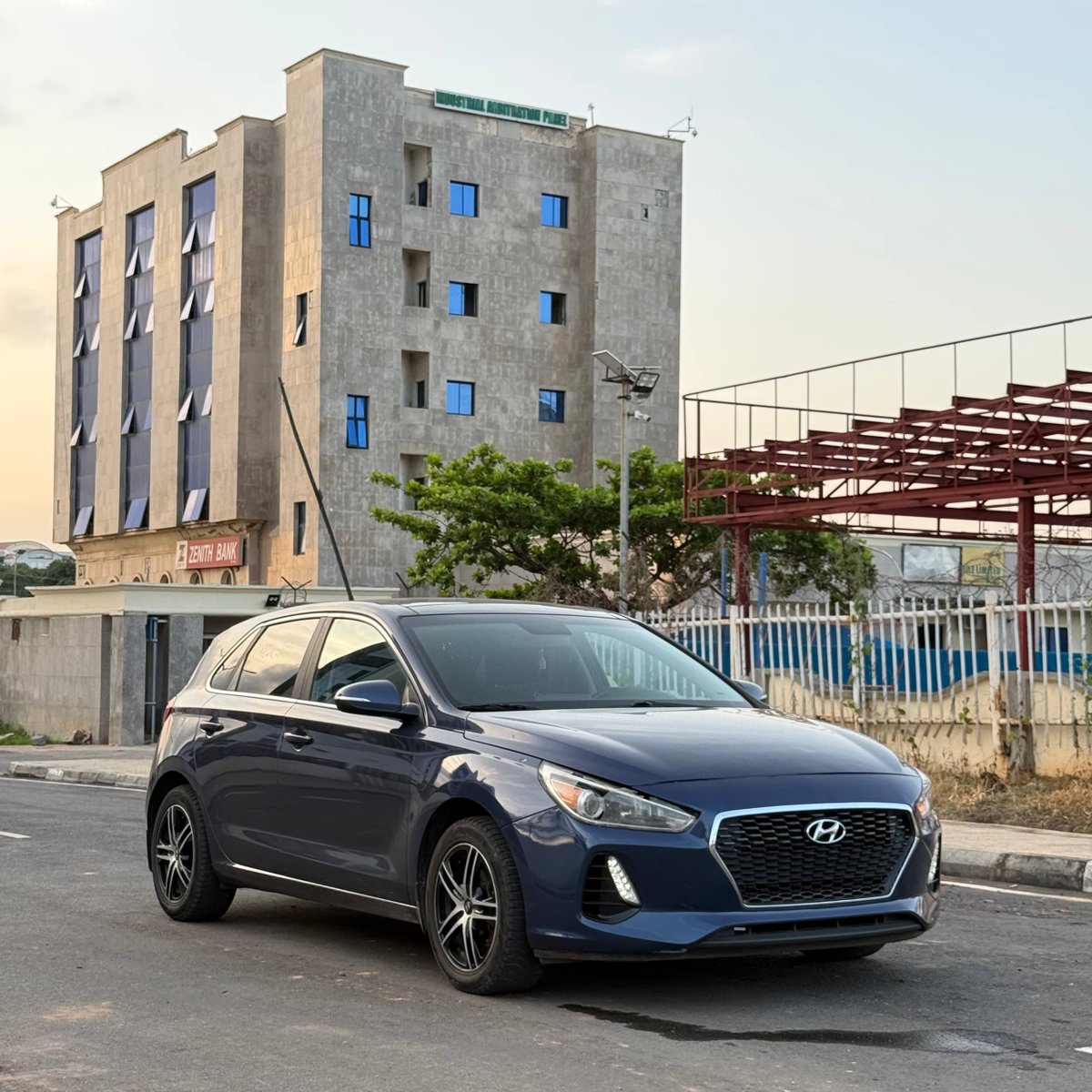WutaMotorsNG's tweet photo. Foreign Used Hyundai Elantra GT🔥🔥
Year: 2018
Custom duty: Paid
Price: N15.5M
Location: Abuja
Call/Whatsapp 08056139710 https://t.co/qLwoN21uAQ