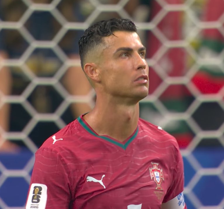 genioneymarjr1's tweet photo. Neymar precisou de apenas 23 minutos para marcar a mesma quantidade de gols (1) que CR7 e Vini Jr. somados no mata-mata da Copa do Mundo de 2026. https://t.co/kkteE8X1Nj