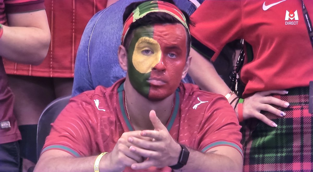 LesBgDuPaf's tweet photo. #PORSPA #SPAPOR #PORESP #Portugal #Spain #Football #FIFA #FIFAWorldCup #WorldCup #CoupeDuMonde #M6 I'll comfort you 😇🤭🔥 #LesBgDuPaf #BgAlerte 📺🚨 https://t.co/IQBBYZmTZi