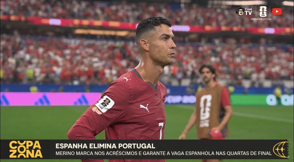 icaromessii's tweet photo. Apenas um torneio de 7 jogos, Cristiano.

Você fez o máximo que você consegue, dois gols contra Uzbequistão e um de pênalti. 

Um verdadeiro fracasso, como você sempre foi.

Aprenda com Lionel Messi. https://t.co/HsUwDXRGTY