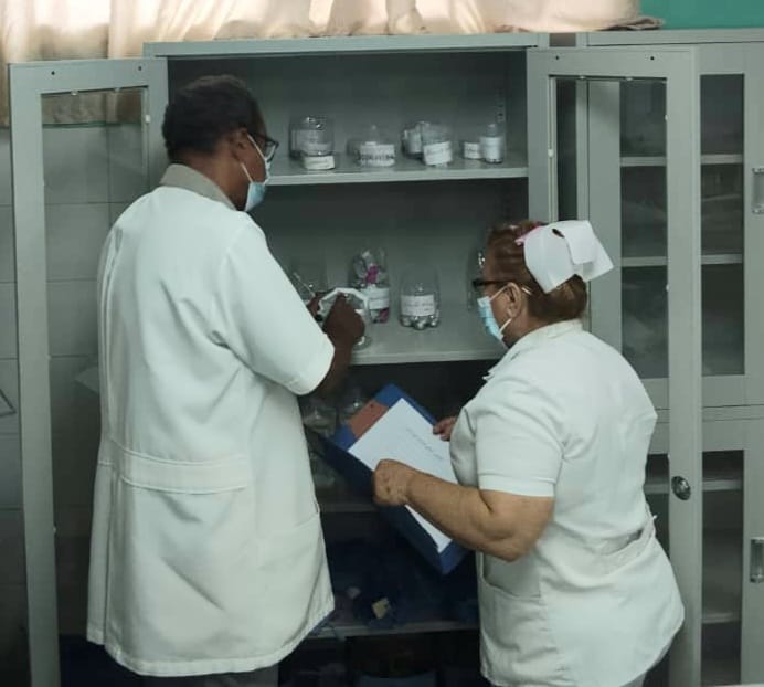 cubacooperaven's tweet photo. Salud con el corazón desde el estado Anzoátegui. 🇨🇺🇻🇪 En el CDI "Camilo Cienfuegos", nuestro equipo multidisciplinario brinda atención de excelencia en terapia, hospitalización y esterilización. ¡Ética, profesionalismo y entrega al servicio de la vida! https://t.co/RGqb2rUpsC