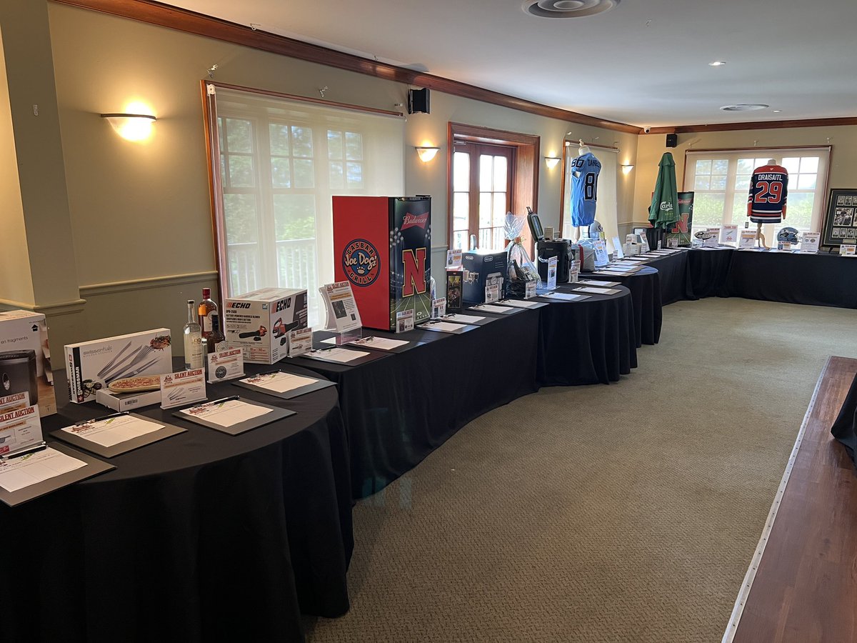 nelsonlordsftbl's tweet photo. 𝗔𝗟𝗟 𝗦𝗘𝗧 𝗙𝗢𝗥 𝗧𝗨𝗘𝗦𝗗𝗔𝗬‼️

Excited to see everyone tomorrow at our 7th Annual Nelson Friends of Football &amp; Alumni Golf Tournament Mount Nemo Golf Club!!

🔴🟡🏈 #GoLords https://t.co/xDBQizRfYC