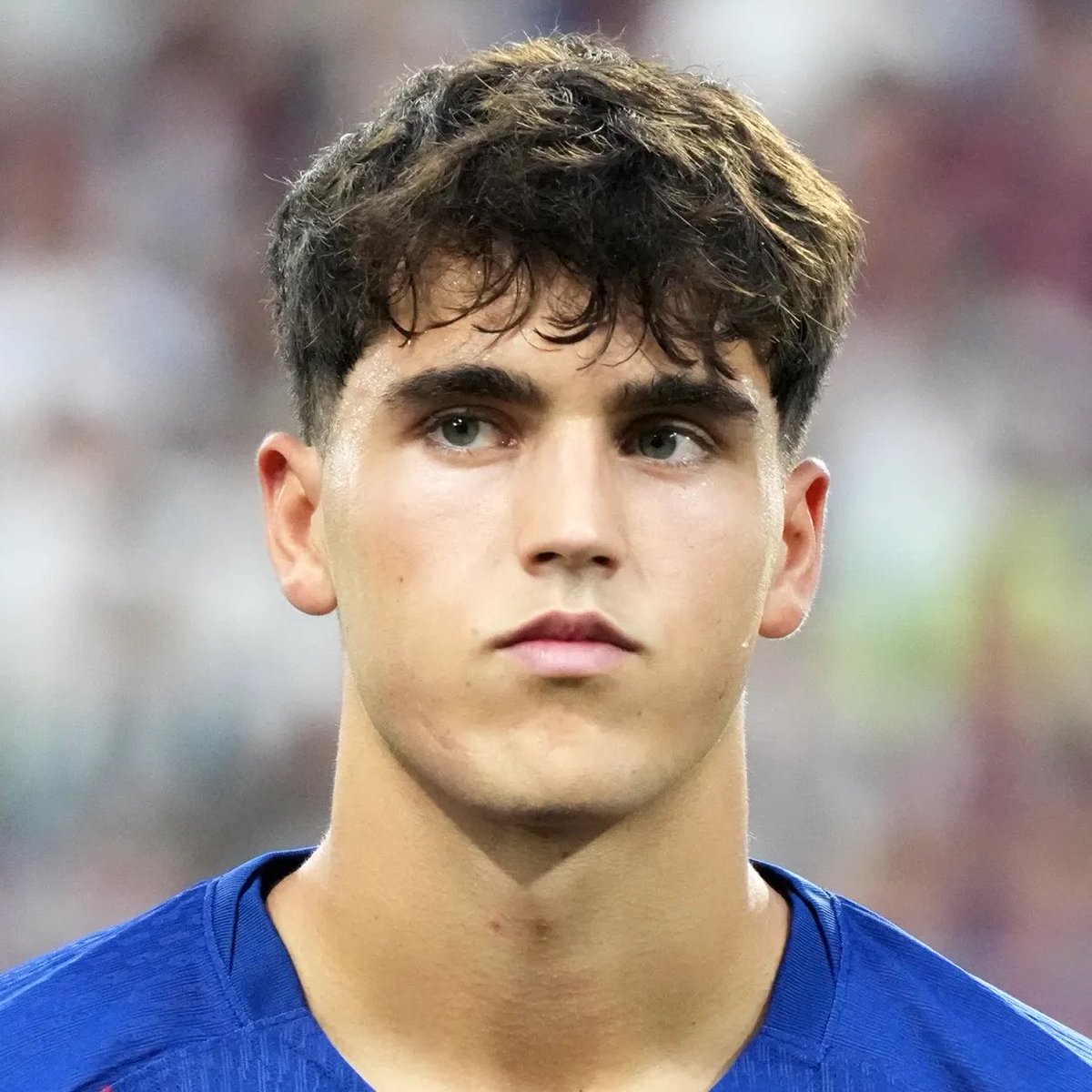 BlazquezFont's tweet photo. Prohibido olvidar lo injusto que fueron algunos con Pau Cubarsí por el simple hecho de que jugaba en el Barça. Tiene 19 años, debuta en un Mundial y está demostrando ser el mejor defensa central del mundo. La Masia ha creado un monstruo. #FIFAWorldCup https://t.co/NtzxbJfM93