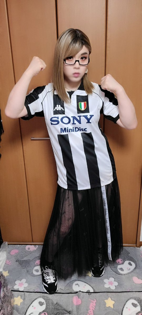 riesan1104's tweet photo. 🇳🇴ハーランドの2発最高でしたゾ❗
個人的には最近W杯で見掛けない🇮🇹も頑張って頂きたいですな❗
🎽は大好きなデル・ピエロ🙂
トッティ、インザーギもお好き✌️ https://t.co/qMzfk2Kb4P