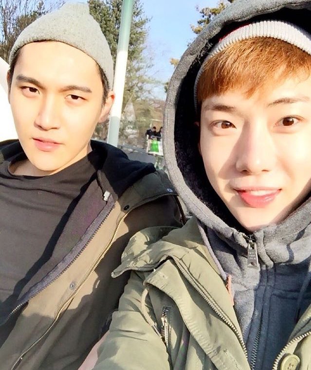 koboachan's tweet photo. apparently the 8 year ex yongkyu mentioned is jokwon 2am??? 👀

#standbime https://t.co/yuIqla4rJV