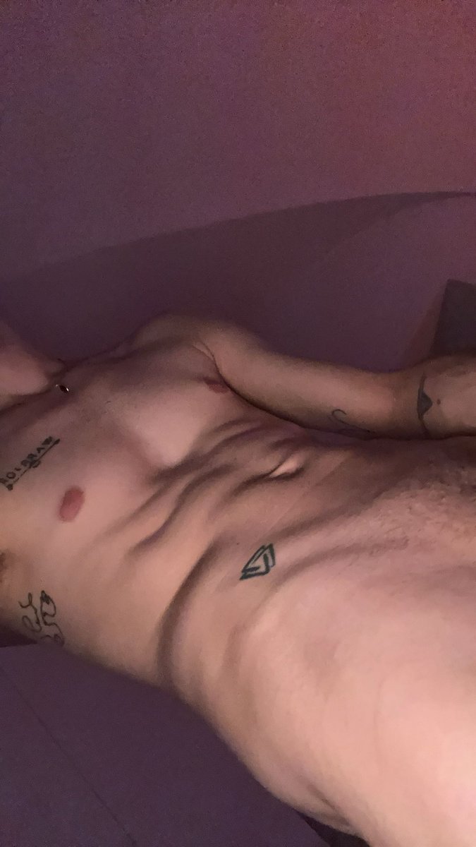 mexxfly's tweet photo. Retweet if you wanna see more x 

#mexxfly #gay #twink https://t.co/fsZQ4Uwmoa