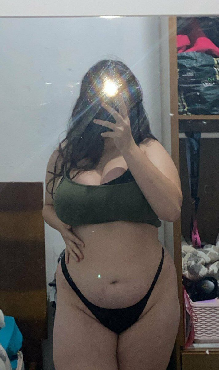 Gordinhas_BBWs's tweet photo. Essa gordinha beira a perfeição 
Mais em https://t.co/5KVEsDKjsc https://t.co/3RNZjE0Dfk