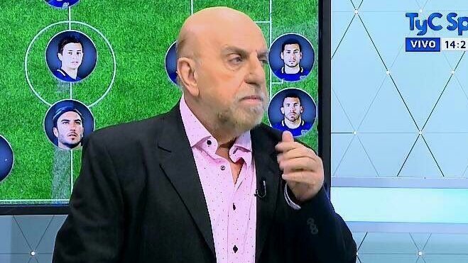 awildFirenn's tweet photo. "El único que sabe de fútbol acá soy yo." https://t.co/jHg9AzRUXc