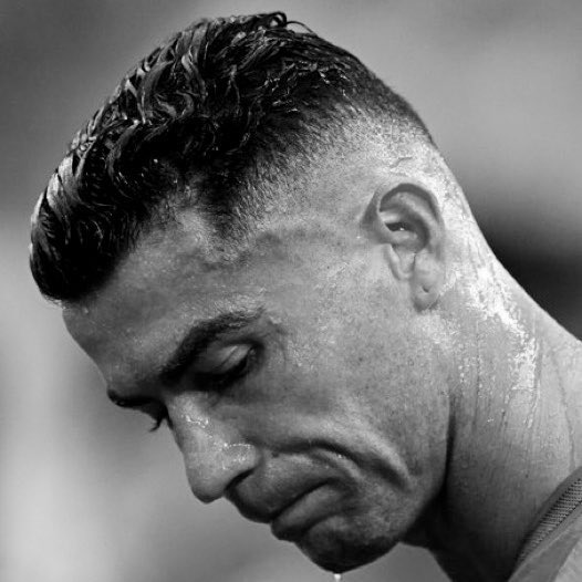 joserra_espn's tweet photo. SE DESPIDE DE UNA DE LAS MAYORES LEYENDAS. 

Finaliza una trayectoria única en el torneo más importante del fútbol, marcada por récords, liderazgo y una vigencia que muy pocos han logrado sostener.  ÚNICO CRISTIANO! https://t.co/MsuO3lM4Ua