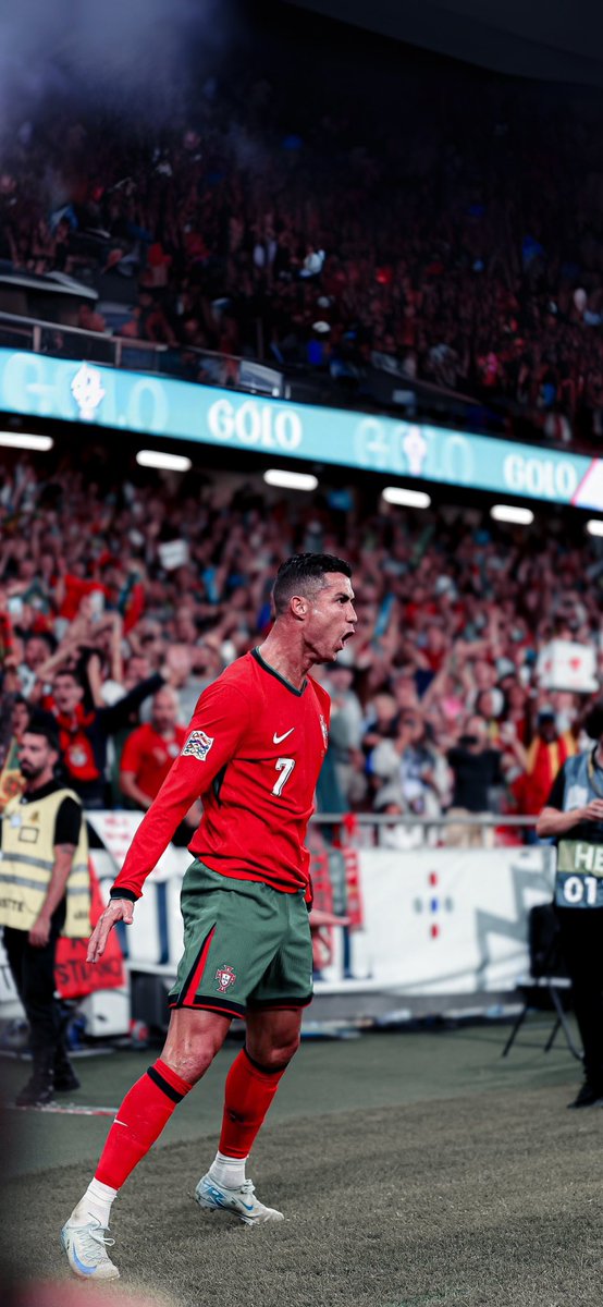AndresGR7's tweet photo. Te amaré toda la vida Bicho, contra todo y contra todos lograste hacernos felices siempre @Cristiano ♥️ https://t.co/VSyt9FUINc
