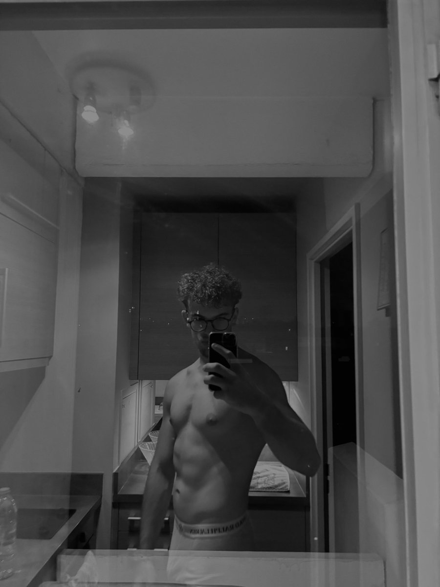 frrtto's tweet photo. Qui horny now ? #mlm https://t.co/O9y8nR7z4K