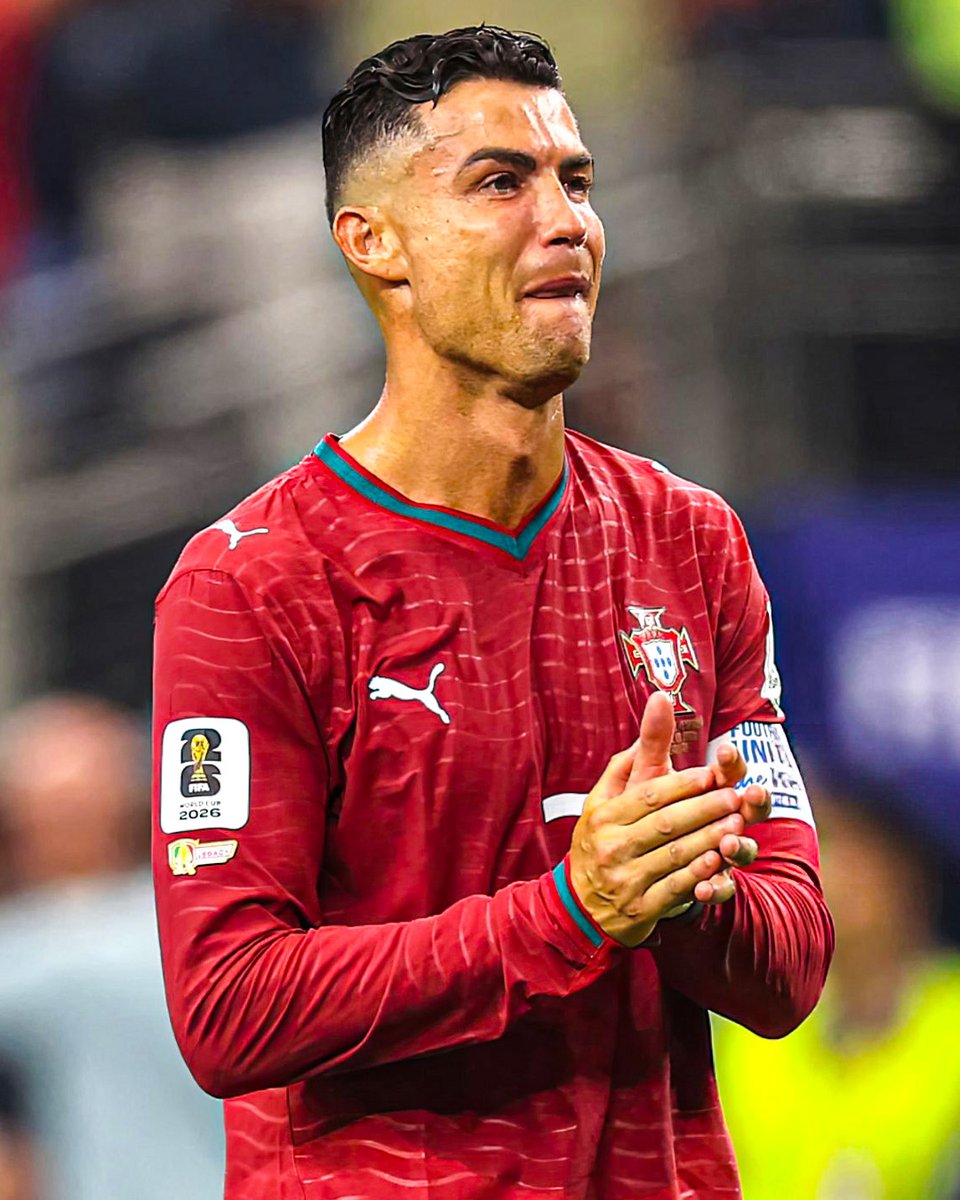 tekkersfoot's tweet photo. Cristiano Ronaldo, in tears after the game. 🥹💔 https://t.co/uiZqGp5in3