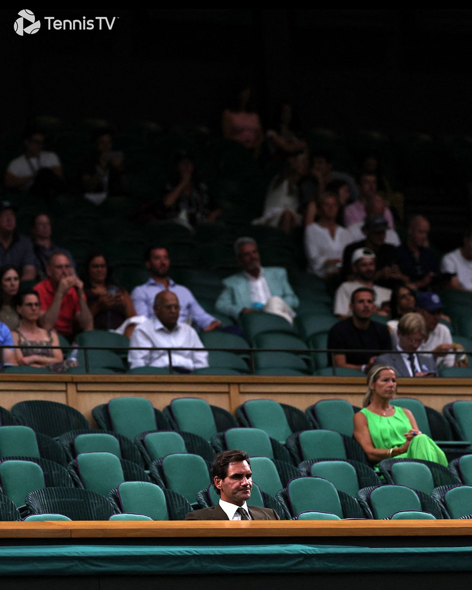 TennisTV's tweet photo. Roger just *loves* tennis 🥹

@rogerfederer #Wimbledon https://t.co/EQI1FX9QOV