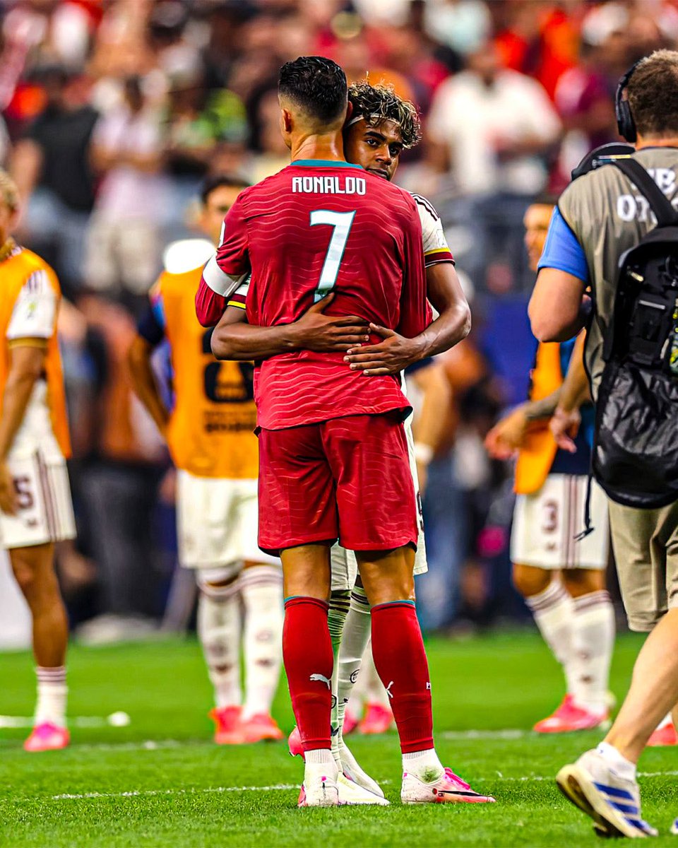 yungnaim's tweet photo. See you again on the stand next tournament 🏟️. Thank you for given us better stew to feed on spicey ororo😅😅 https://t.co/pXJIHiVWBL