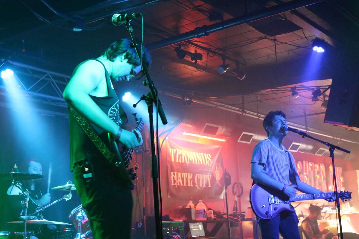 lovelesswedding's tweet photo. 07/04/26 at @529_EAV
📸: @emiisabella https://t.co/KyJrneg4zo