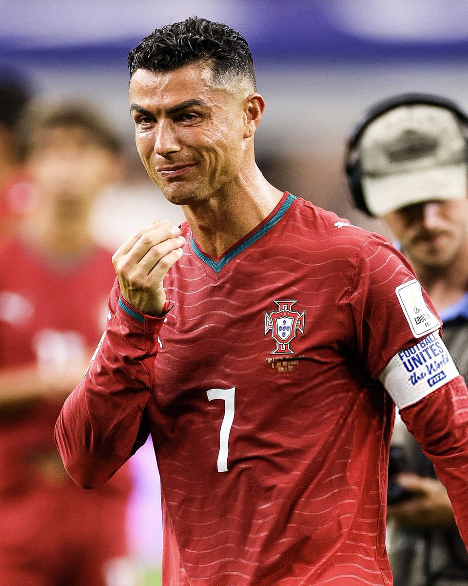 PortalMessi's tweet photo. “Apenas uma competição de 7 jogos”

- Cristiano Ronaldo https://t.co/KC5ulpXDeQ