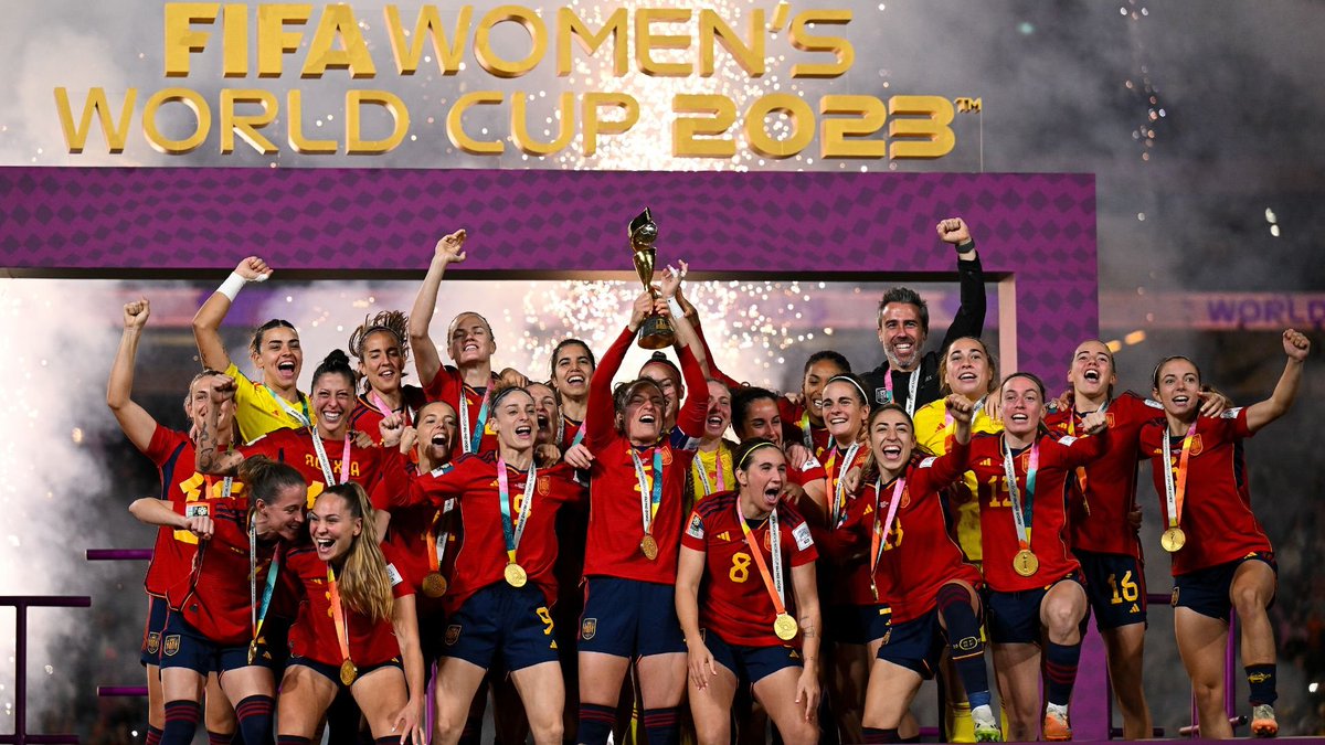 alterkos_'s tweet photo. Si España gana el mundial de fútbol, sería el único país campeón consecutivo femenino-masculino https://t.co/aM823qeDjf