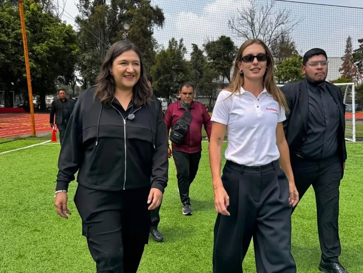 jlcats_'s tweet photo. 🚨 Alexia Putellas was present in Mexico City today as the Eleven Foundation signed a collaboration agreement with the Mayor of Azcapotzalco to expand opportunities for girls through sport and education. https://t.co/LADstKDKDE