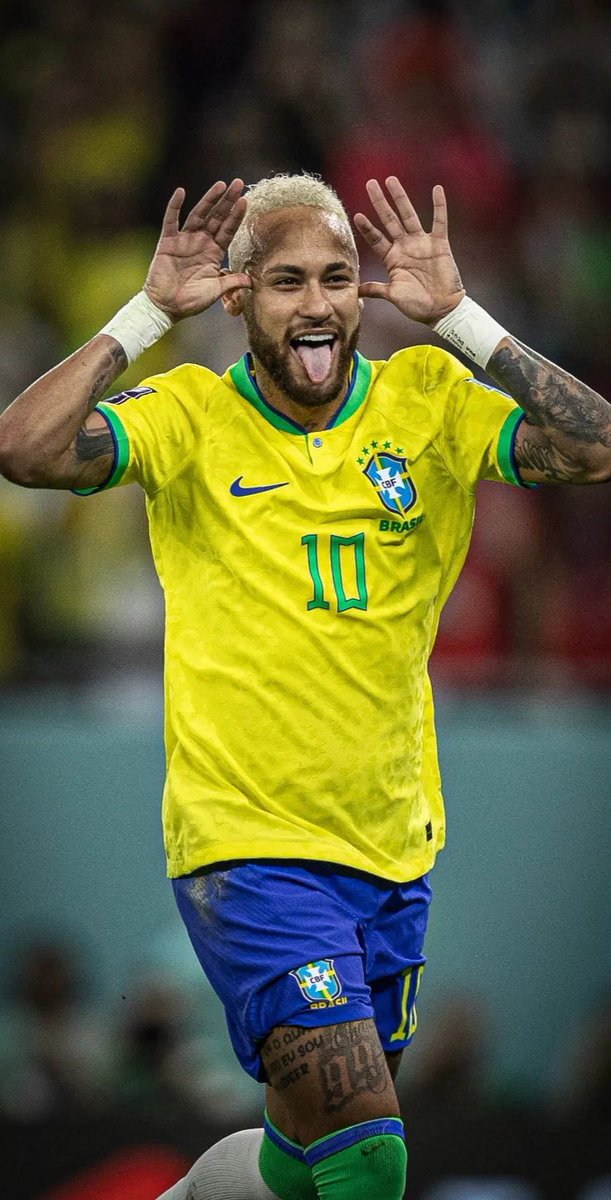 11_devvv's tweet photo. I loved playing football as a kid, but the person who made me watch it was Neymar. Watching his skills on songs like Believer. 🤌
He is our king. Don't fcking call him prince he made us all fall in love w football.
Thank you Ney !! ❤️ https://t.co/HisDyd5aZt