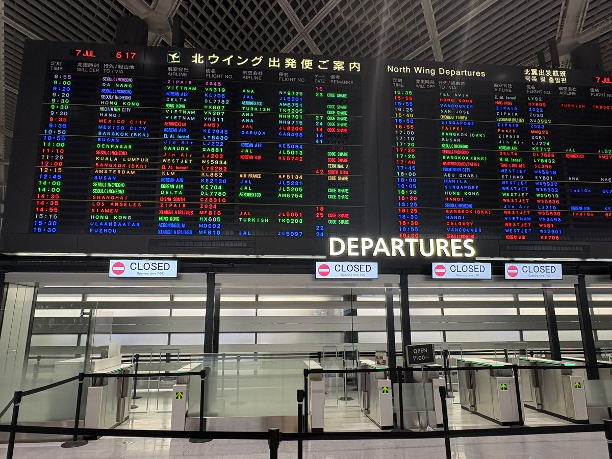 YuRascal26's tweet photo. I'm going on a trip!!
I came on the first train,but it was so early💦 https://t.co/Zt6CJwPwDP