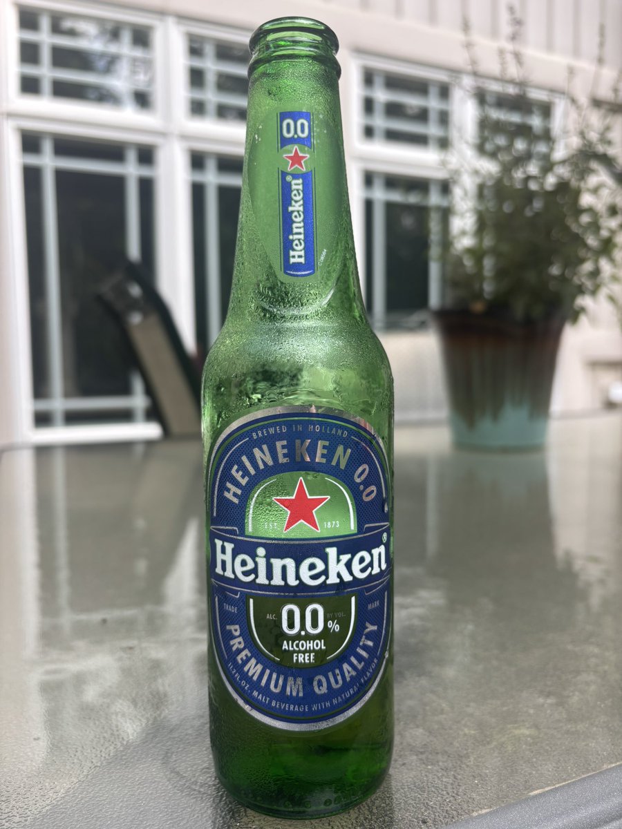 BasementEric's tweet photo. Heineken 0.0 - game changer. https://t.co/l0VenKQTyn