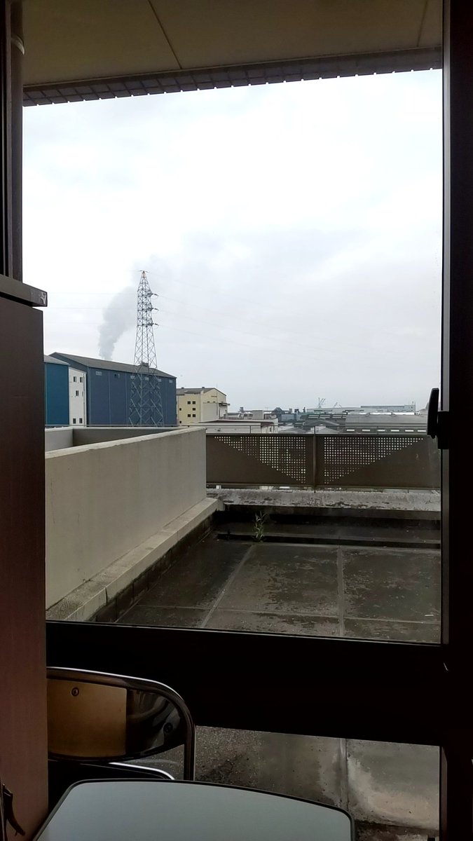 入院中